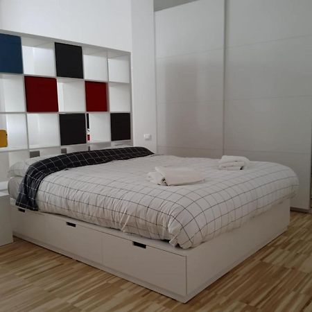 Apartmán Open Space3 D'Apulia 11 Milán Exteriér fotografie